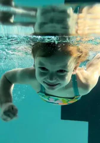 Fun Float Lesson Swiming Swim-Float-Swim Technique | How Our Lessons Work | Tiny Fins